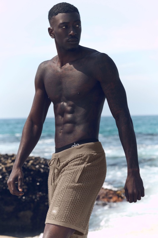 7" Coastline Knit Short